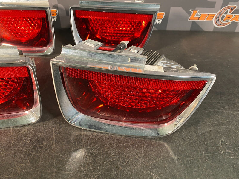 2013 CHEVROLET CAMARO SS OEM TAIL LIGHT ASSEMBLY WITH CHORME TRIM RINGS SET USED