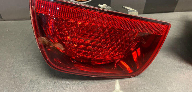 2010 CHEVROLET CAMARO SS OEM TAIL LIGHT SET OF (4) TAIL LIGHTS USED