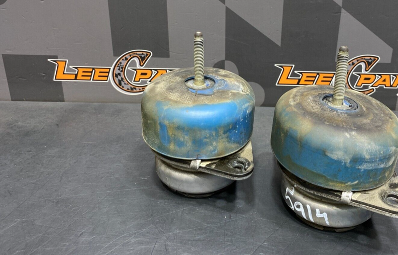 2016 FORD MUSTANG GT350R OEM ENGINE MOUNT BISCUITS PAIR DRIVER PASSENGER USED