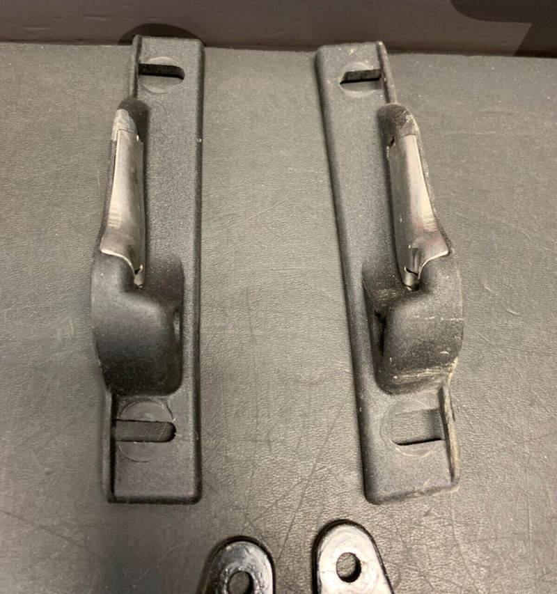 2007 CORVETTE C6 OEM TARGA TOP LATCH MOUNTS BRACKETS STRIKERS