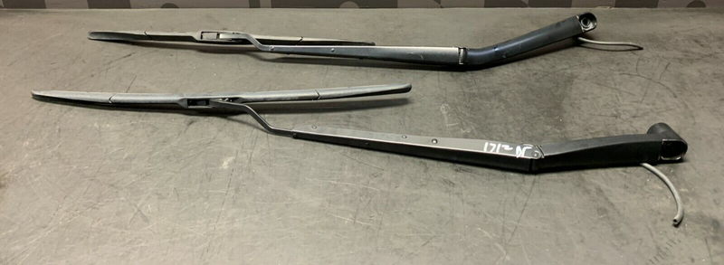 2018 CORVETTE C7 Z06 OEM WINDSHIELD WIPER ARMS