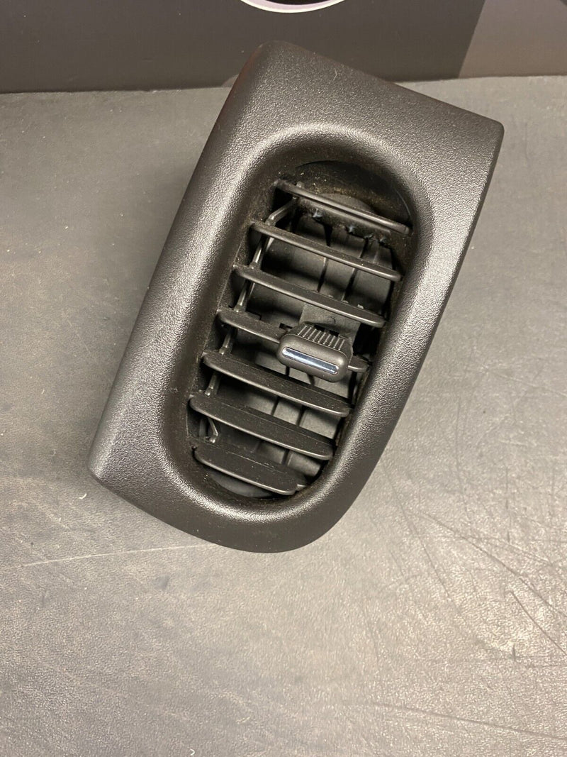 2008 CORVETTE C6 OEM PASSENGER RH DASH VENT USED