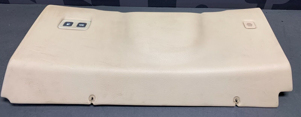 2008 CORVETTE C6 COUPE OEM DRIVER LOWER KNEE PANEL TAN