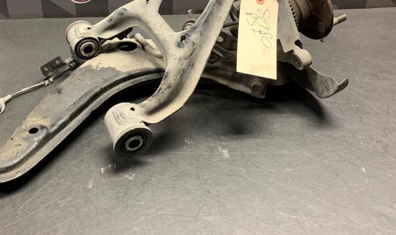 2004 MAZDA MIATA OEM PASSENGER FRONT HUB KNUCKLE CONTROL ARM KNEE ASSY
