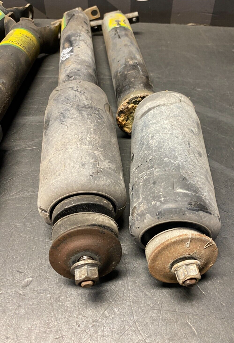 2001 CORVETTE C5 Z06 OEM  SHOCK STRUTS ASSEMBLY SET OF (4) DRIVER PASSENGER USED