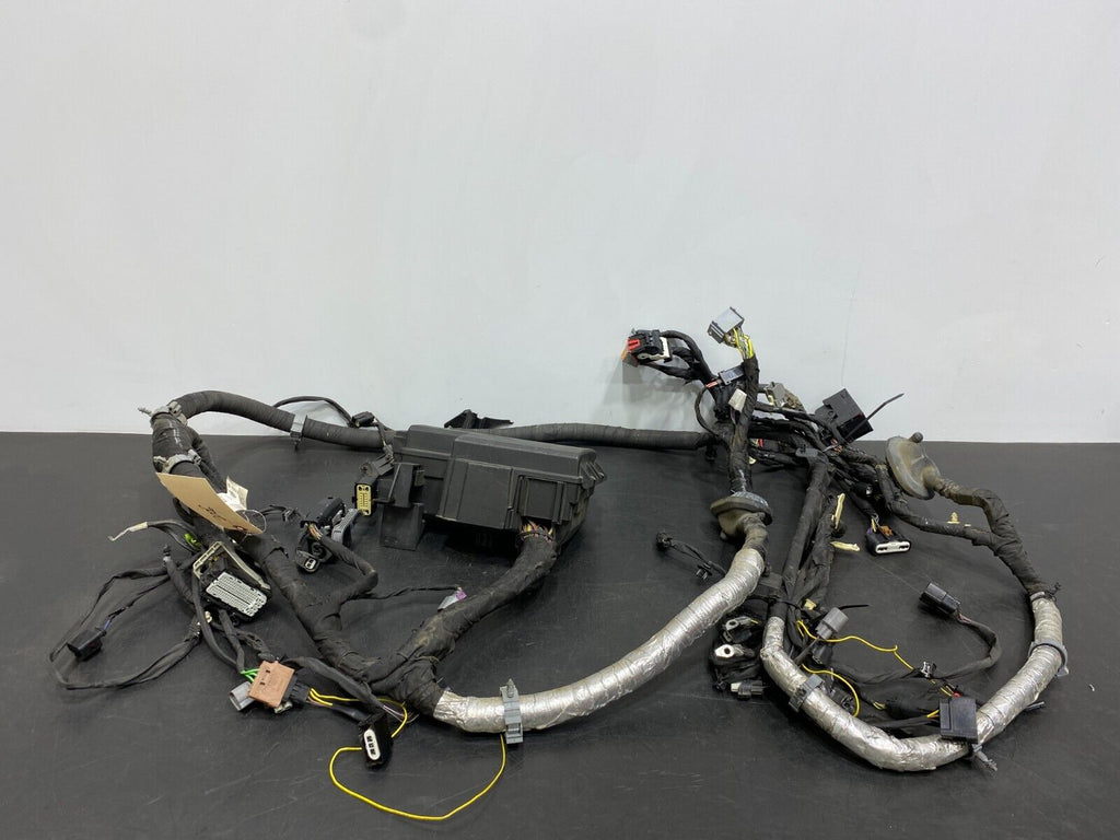 2015 FORD MUSTANG GT OEM FRONT END WIRING HARNESS MAIN FUSE BOX TO LIGHTS USED