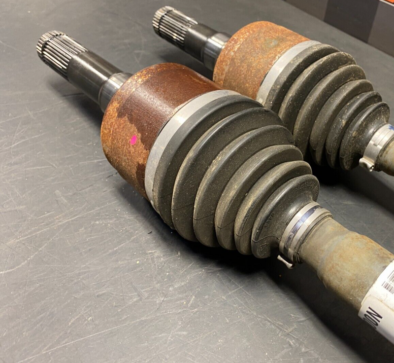 2019 FORD MUSTANG GT OEM REAR AXLES PAIR DR PS CV AXLES USED