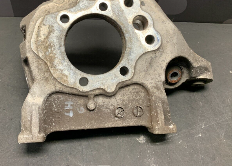 NISSAN R35 GTR OEM DRIVER REAR KUNCKLE SPINDLE
