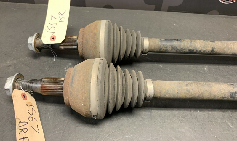 2010 CHVEROLET CORVETTE C6 OEM DRIVER PASSENGER AXLES AXLE SHAFT SET