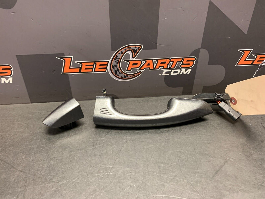 2019 FORD MUSTANG GT OEM PASSENGER DOOR HANDLE USED