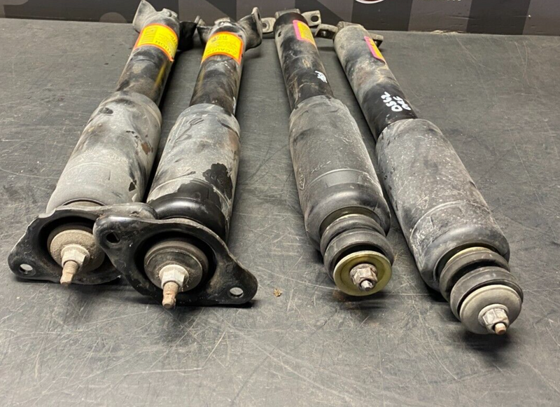 2001 CORVETTE C5 Z06 OEM STRUTS FRONT AND REAR PAIR SET OF STRUTS USED