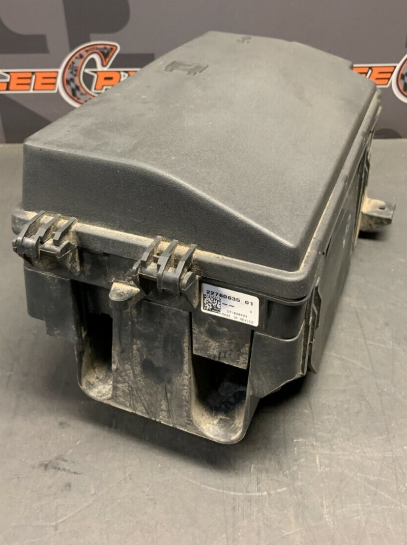 2013 CAMARO SS CONVERTIBLE OEM ENGINE BAY FUSE BOX