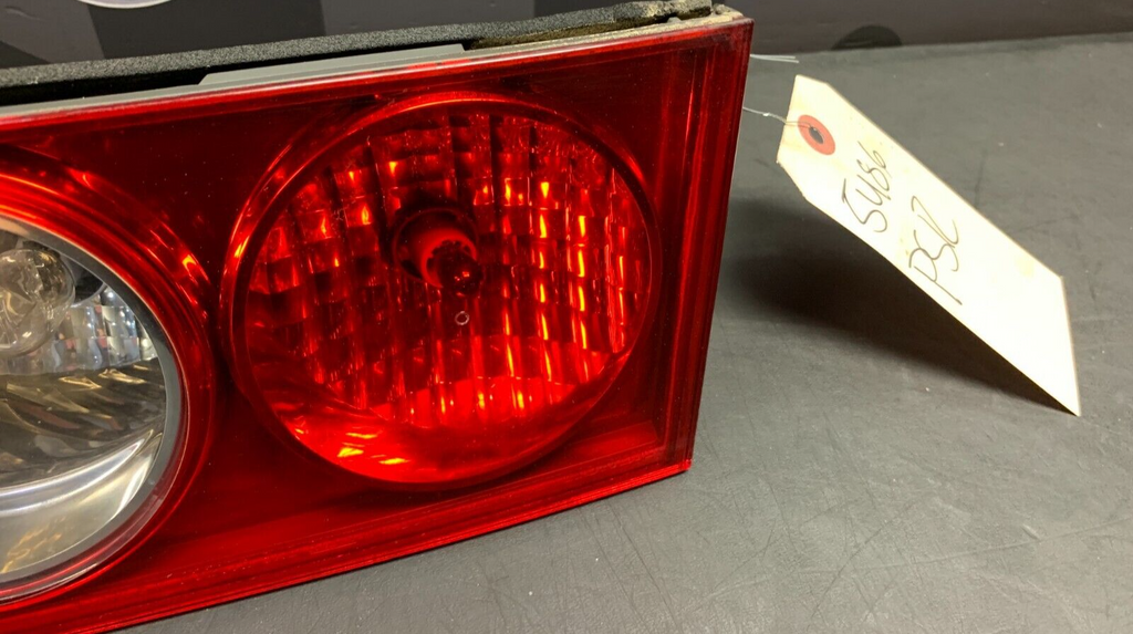 2005 ACURA TSX OEM PASSENGER RH INNER REAR TAIL LIGHT LAMP USED