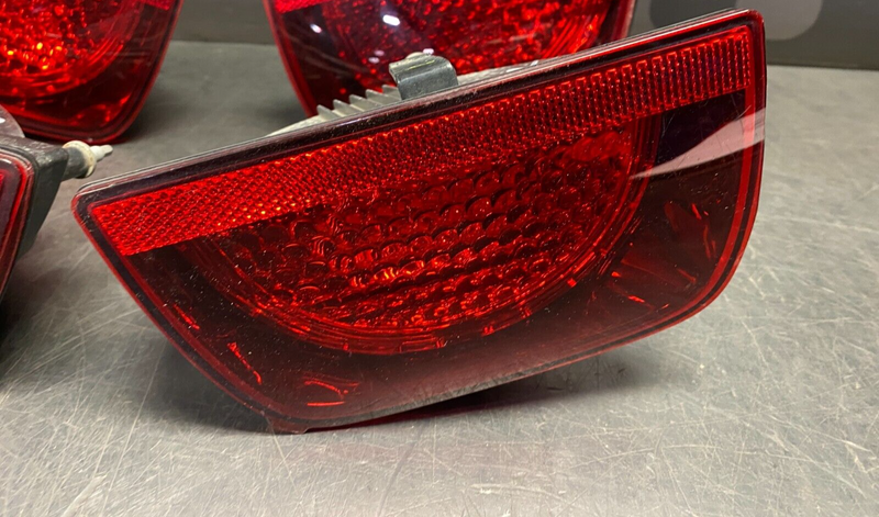 2010 CHEVROLET CAMARO SS OEM TAIL LIGHT SET OF (4) TAIL LIGHTS USED