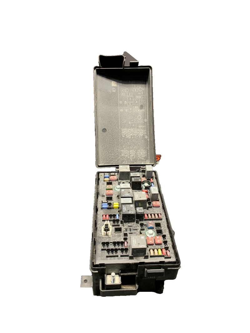 2013 CAMARO SS 1LE OEM ENGINE BAY FUSE BOX