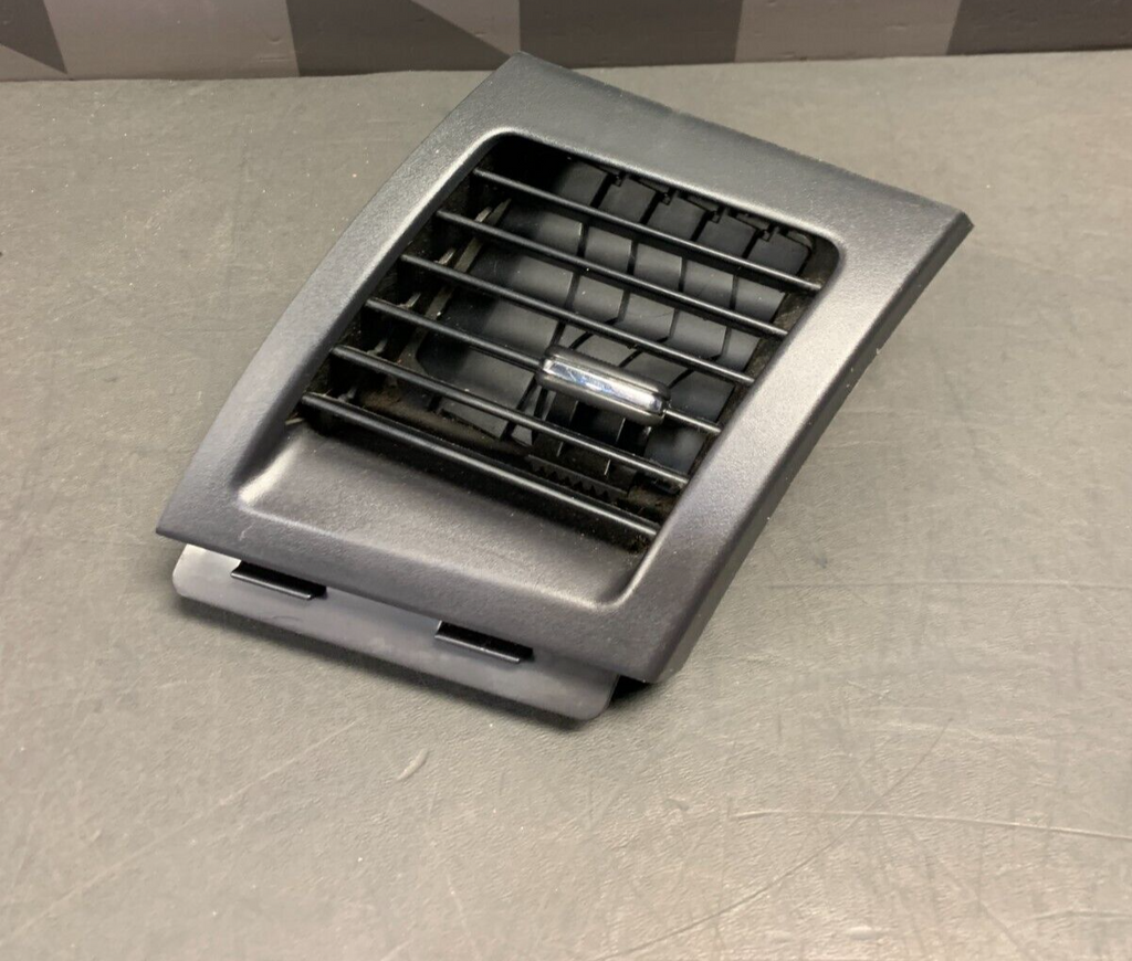 2008 EVOLUTION X EVO 10 MR OEM PASSENGER RH DASH VENT USED