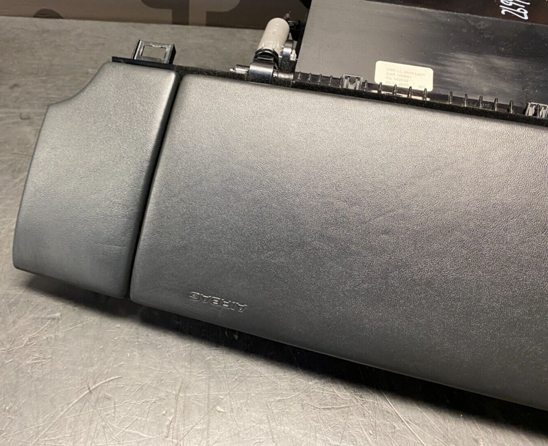 2014 AUDI R8 V10 COUPE OEM LEATHER PASSENGER GLOVEBOX ASSEMBLY USED