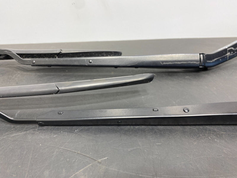 2015 CORVETTE C7 Z06 OEM WINDSHIELD WIPER ARMS WITH WIPER USED