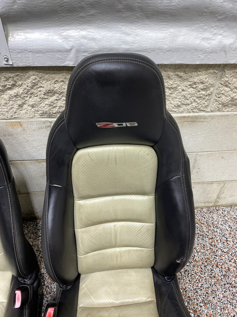 44322945