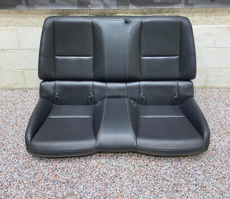 2011 CAMARO SS COUPE OEM BLACK LEATHER REAR SEATS USED