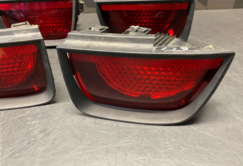 2010 CHEVROLET CAMARO SS OEM TAIL LIGHT SET WITH TRIM RINGS HOUSINGS USED