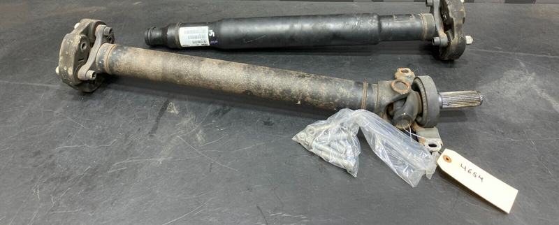 2014 CHEVROLET CAMARO OEM DRIVESHAFT PROP SHAFT A/T USED