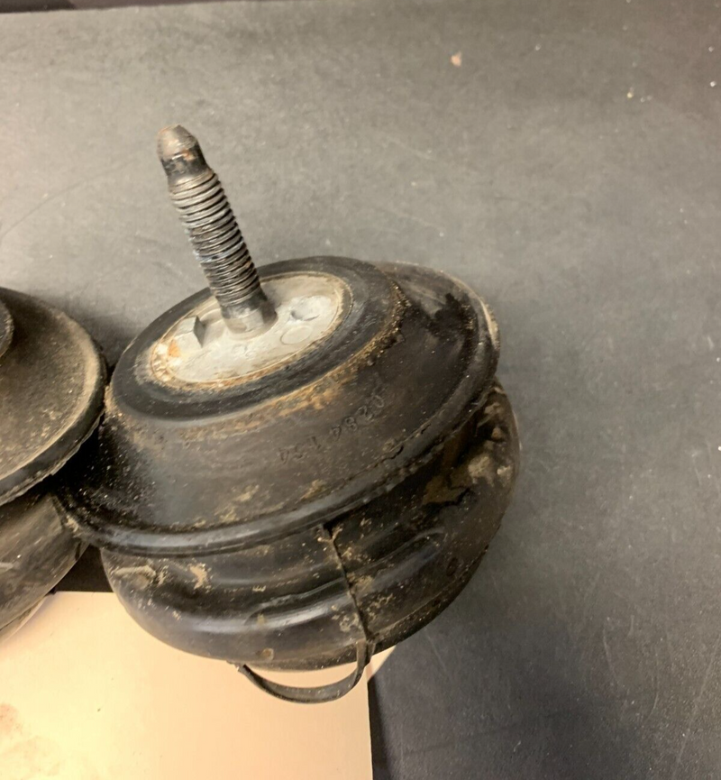 1998 CORVETTE C5 OEM FRONT ENGINE MOUNT PUCKS