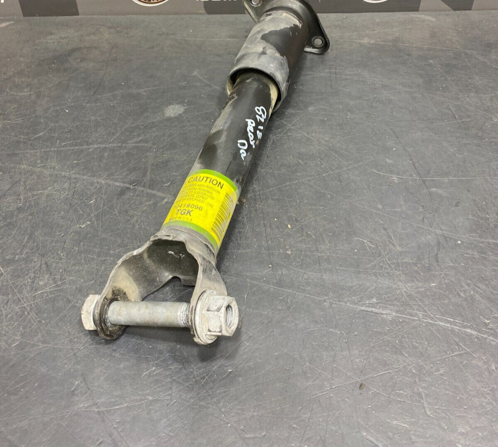 2001 CORVETTE C5 Z06 OEM DRIVER LH REAR STRUT ASSEMBLY USED