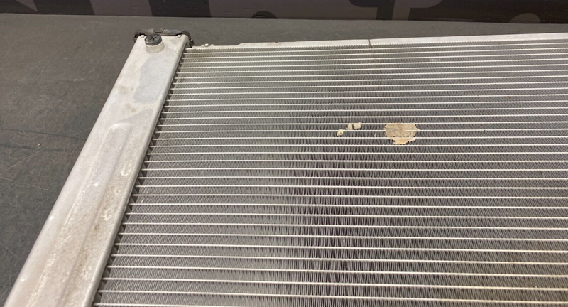 2011 NISSAN 370Z SPORT OEM RADIATOR AC CONDENSOR COMBO USED