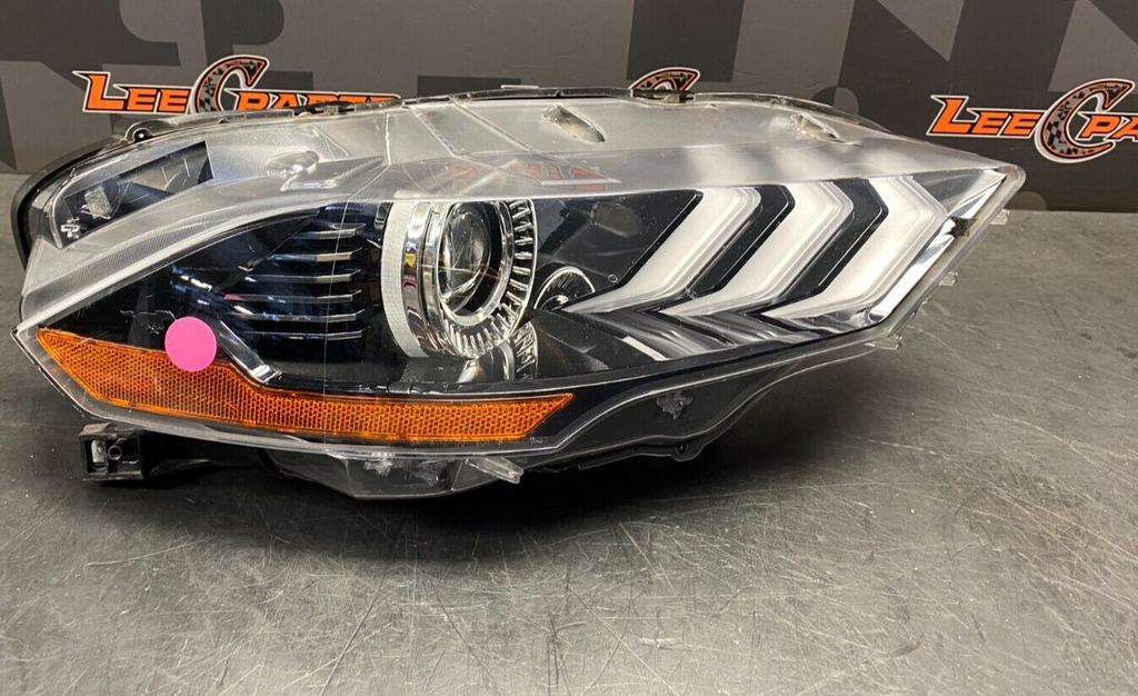 2019 FORD MUSTANG GT BULLITT OEM PASSENGER RH HEADLIGHT ASSEMBLY USED *SEE PICS*