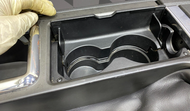 2012 FORD MUSTANG GT OEM CENTER CONSOLE ASSEMBLY SHIFTER SURROUND USED