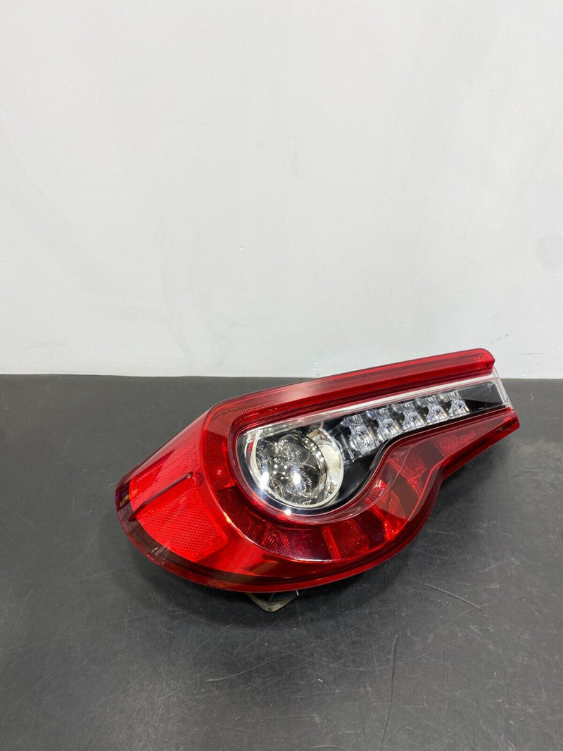 2017 SUBARU BRZ FRS 86 OEM DRIVER LH TAIL LIGHT ASSEMBLY LED USED