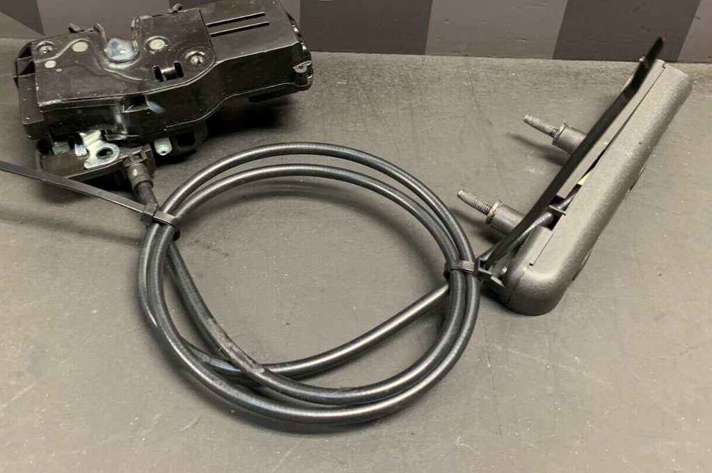 2007 CORVETTE C6 OEM PASSENGER DOOR LOCK ACTUATOR