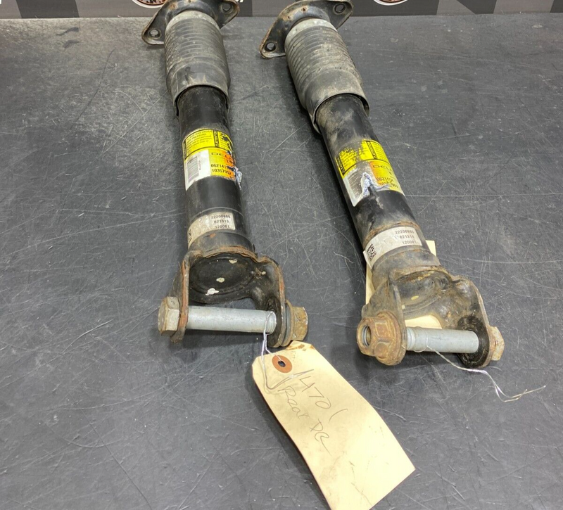 2007 CORVETTE C6 OEM REAR MAGNETIC RIDE SHOCKS PAIR DR PS USED 33K MILES