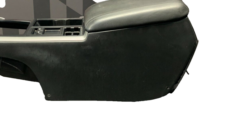 2004 PONTIAC GTO OEM CENTER CONSOLE -DAMAGED REAR CUBBY-
