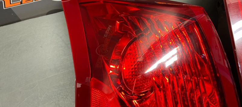 2007 CADILLAC CTS V CTS-V OEM TAIL LIGHTS PAIR DRIVER PASSENGER PAIR USED