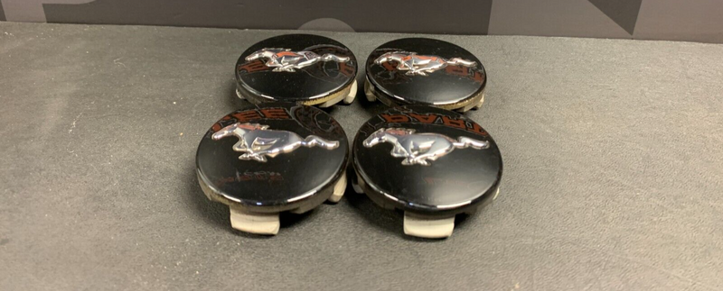 2015 FORD MUSTANG GT COUPE OEM CENTER CAPS SET (4)