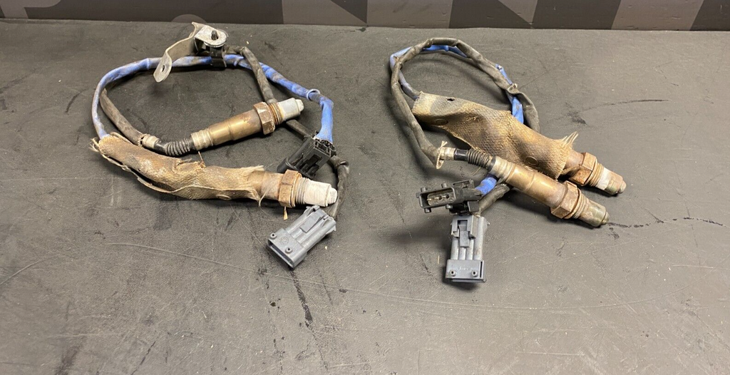 2004 PORSCHE 911 GT3 OEM OXYGEN SENSORS PAIR PRIMARY SECONDARY USED