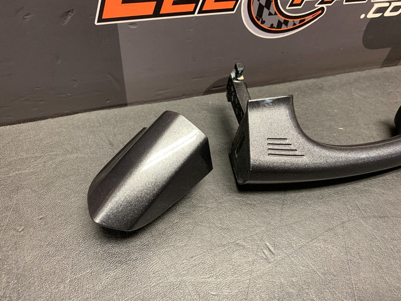 2019 FORD MUSTANG GT OEM PASSENGER DOOR HANDLE USED