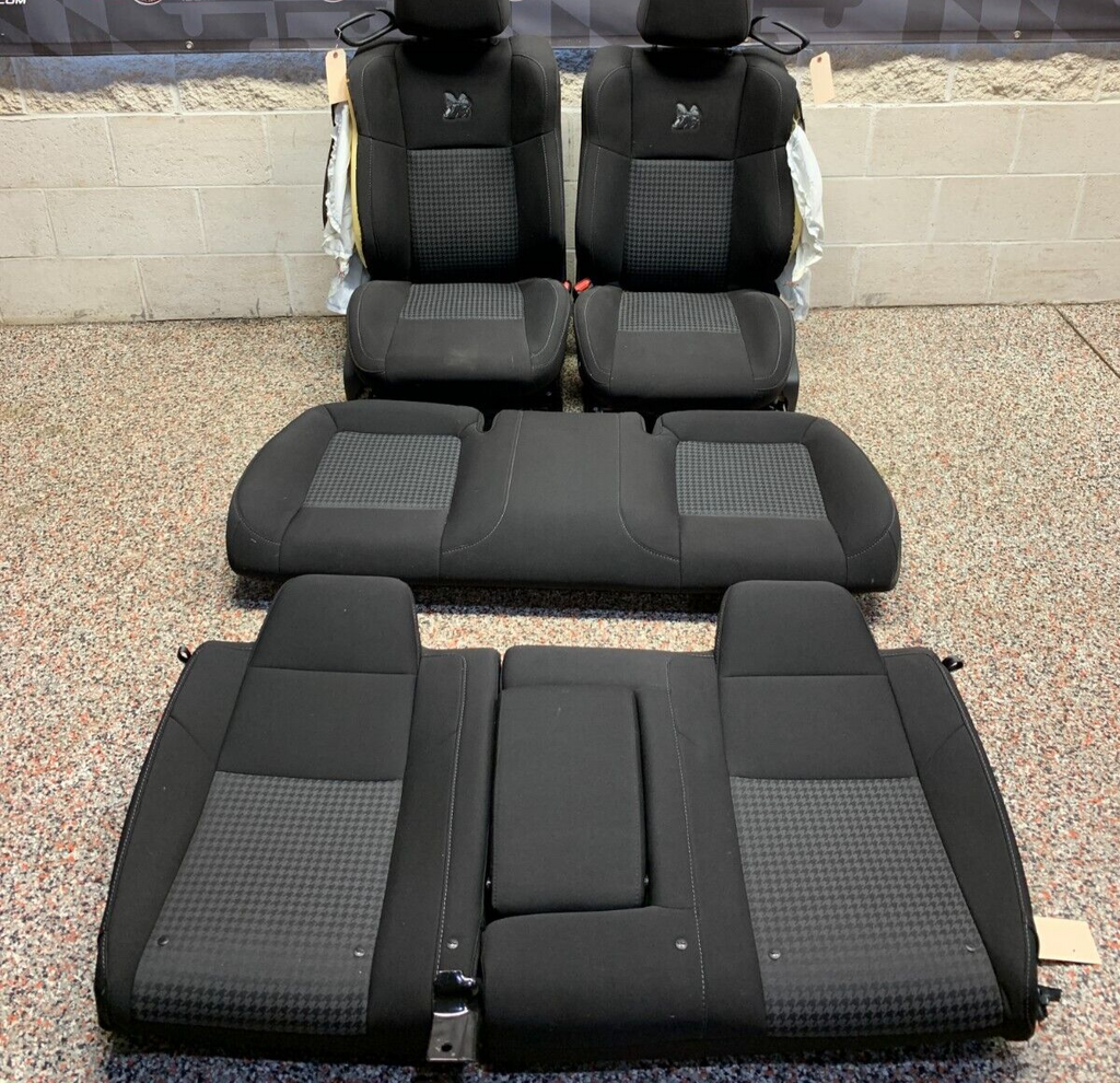 2021 DODGE CHALLENGER 6.4 392 OEM FRONT REAR SEATS CLOTH -BLOWN BAGS-