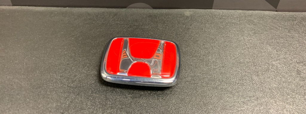 2005 HONDA S2000 AP2 FRONT/REAR RED HONDA EMBLEM