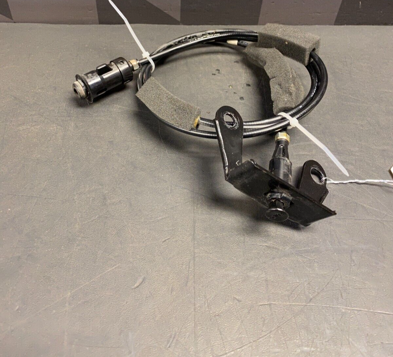 2004 HONDA S2000 AP2 OEM GAS DOOR RELEASE HANDLE USED