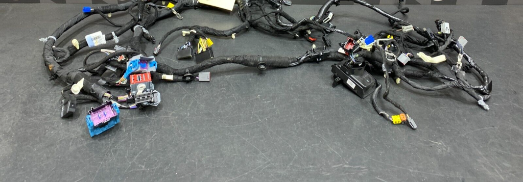 2016 FORD MUSTANG GT350R OEM DASHBOARD WIRING HARNESS FR3V14401G281T USED