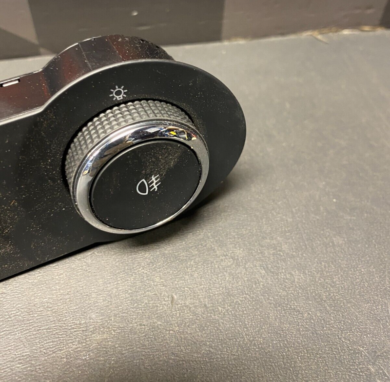 2014 CAMARO 1LE OEM HEADLIGHT SWITCH USED