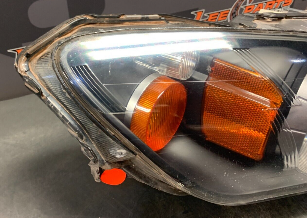 2005 HONDA S2000 AP2 OEM PASSENGER RH HEADLIGHT USED **DAMAGE**