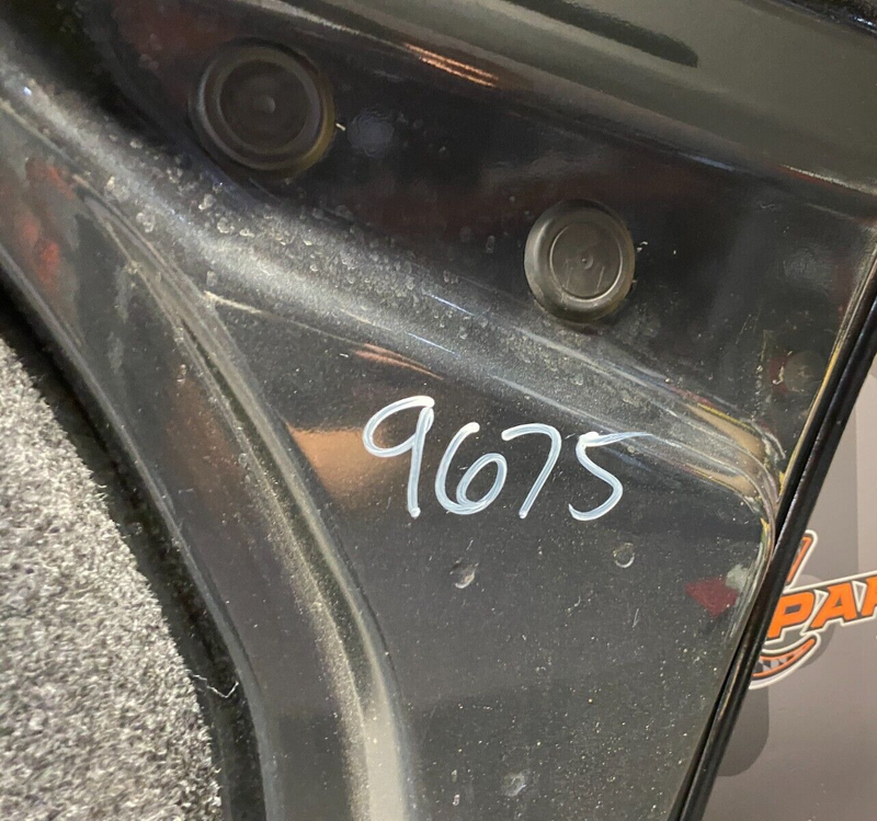 2015 CAMARO SS OEM TRUNK LID ASSEMBLY USED **MISSING WING**
