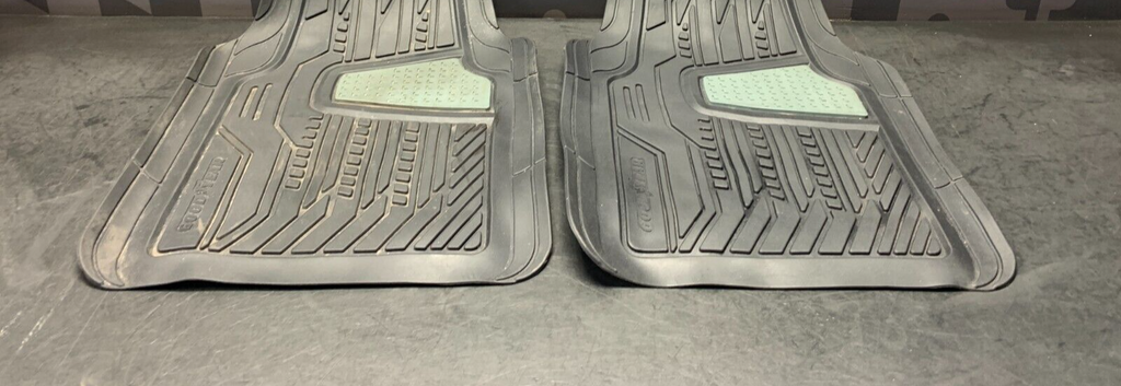 2012 CAMARO SS RUBBER FRONT FLOOR MATS PAIR USED