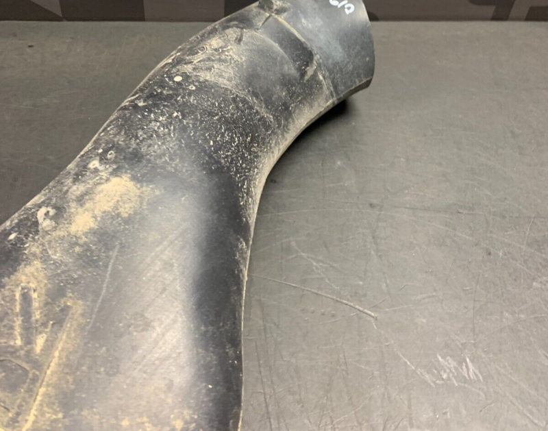 2004 CORVETTE C5 Z06 OEM PASSENGER RH FRONT BRAKE DUCT USED 61k MILES