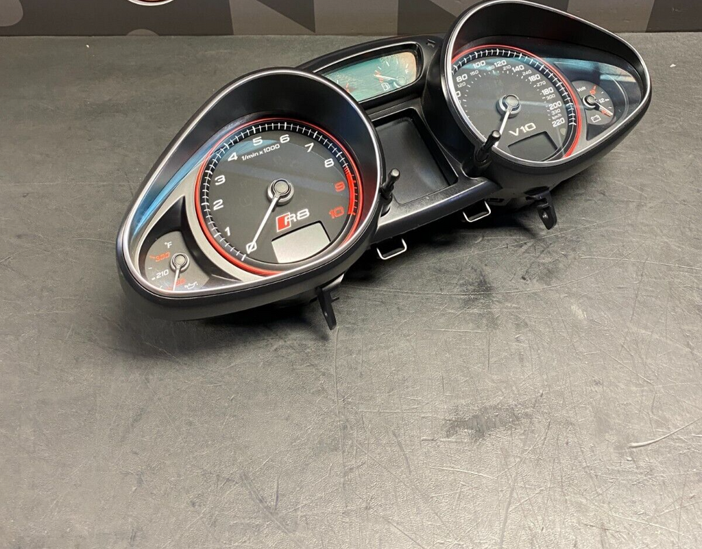 2014 AUDI R8 V10 OEM GAUGE CLUSTER INSTRUMENT CLUSTER USED