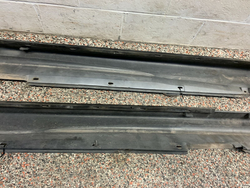 2004 PONTIAC GTO OEM SIDE SKIRTS DRIVER PASSENGER ROCKER MOULDINGS